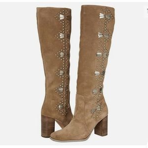 Sam Edelman Oma taupe boot. NWT, in box. Size 8